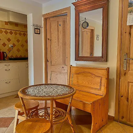 德姆波德韦多尼姆安尼奥勒姆酒店 *