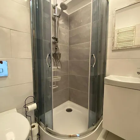 德姆波德韦多尼姆安尼奥勒姆酒店